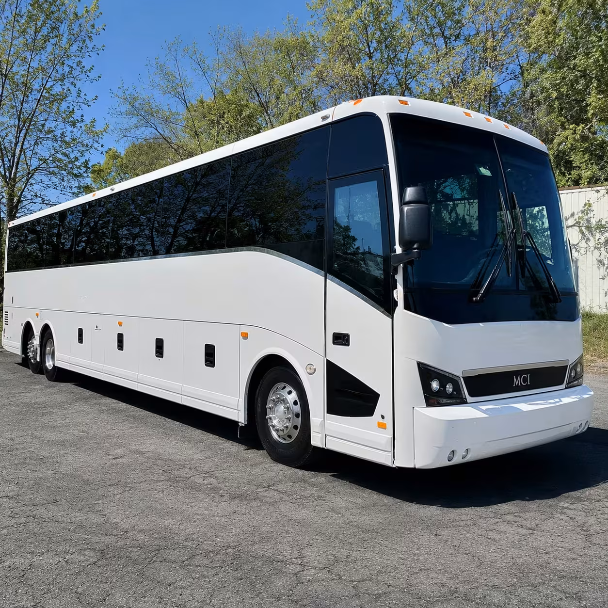 employee shuttle services for whittier businesses and commuters