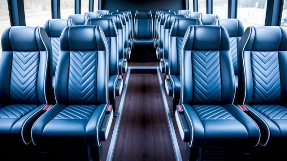 whittier 18 passenger minibus rental
